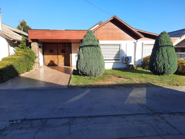 LOS ÁNGELES , ARRIENDO HERMOSA CASA AMPLIA BUENA CONECTIVIDAD Y UBICACIÓN
