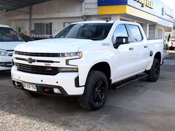CHEVROLET SILVERADO 2022
