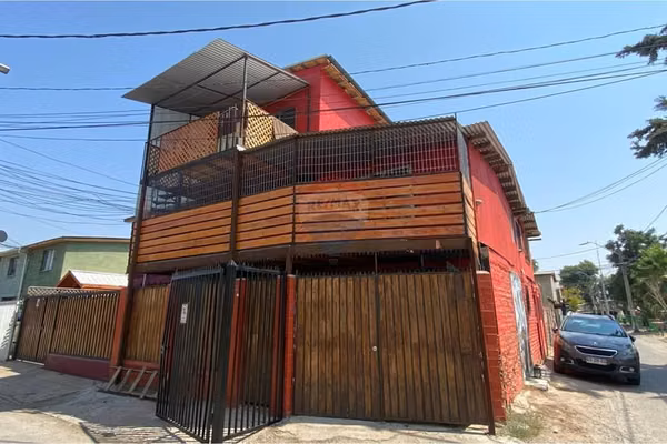 Casa con 11 habitaciones, oportunidad multifamily