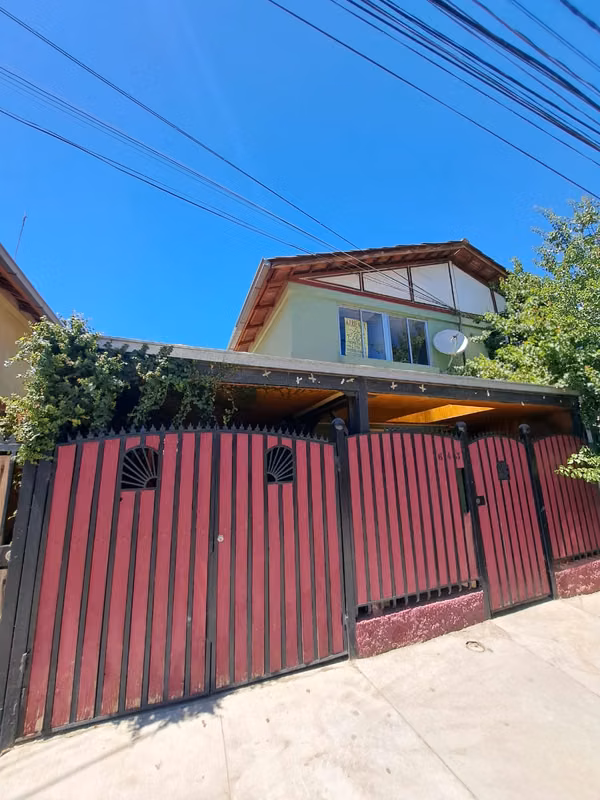 Casa En Venta Pasaje Los Alerces, Villa Santa Rosa, Comuna Lampa.
