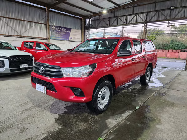 TOYOTA HILUX 4X4 FULL EQUIPO, RECIBO VEHICULOS
