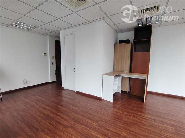 OFICINA EN ARRIENDO ED. QUANTUN LAS CONDES