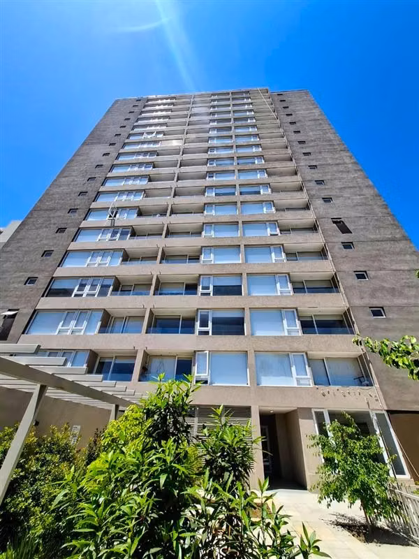 Departamento en arriendo de 2 dorm. en La Cisterna