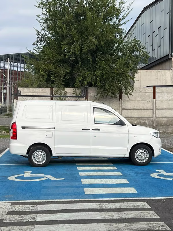 Chevrolet N400 Max 2024 AC 1.5 cargo un dueño, 42.455km