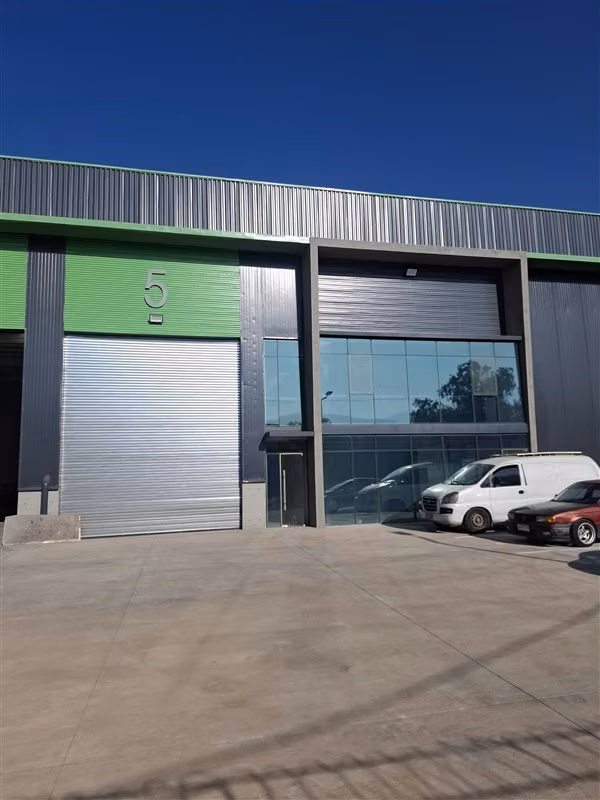 San Ignacio 660 y 136 m2 de oficinas por habilitar 5 est.