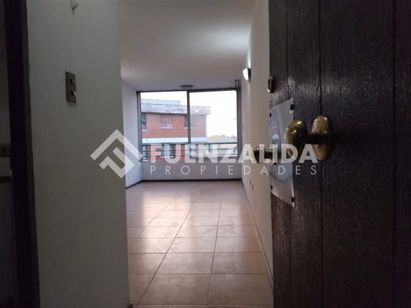 Arriendo Dpto 3 D - 1 B - Estacionamiento ( La Cisterna )