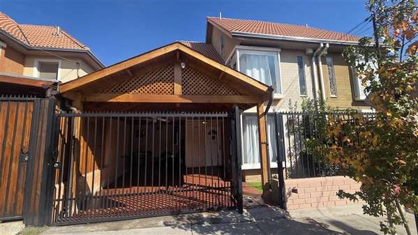 AMPLIA CASA SECTOR PORTAL DEL VALLE, IDEAL FAMILIAS GRANDES