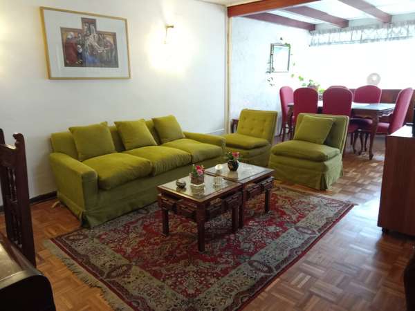 VENTA DEPARTAMENTO, 2 DORMITORIOS, AMPLIO LIVING COMEDOR, 75 M2, PLAZA VIÑA DEL MAR.