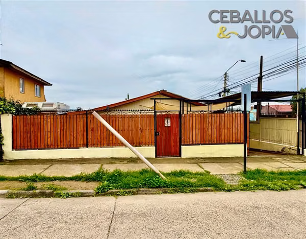 Casa en venta de 4 dorm. en Villa Alemana