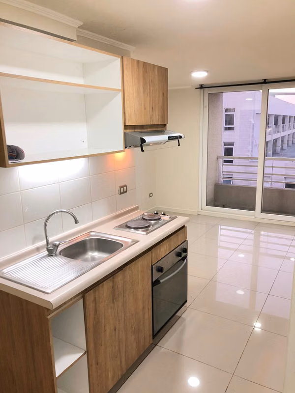 HERMOSO HOME ESTUDIO A PASOS DEL METRO SANTA ANA