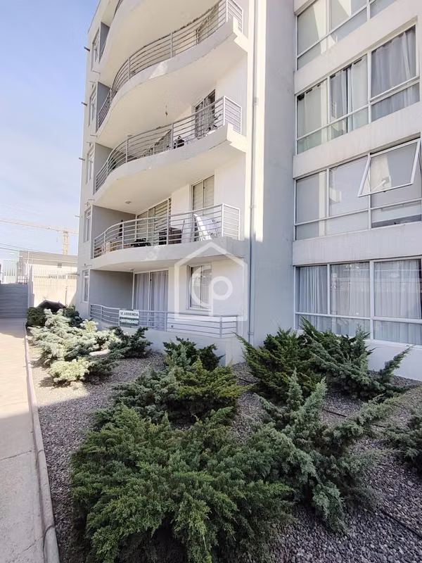 SE ARRIENDA DEPARTAMENTO 2D/2B, AÑO CORRIDO, SECTOR VISTA HERMOSA