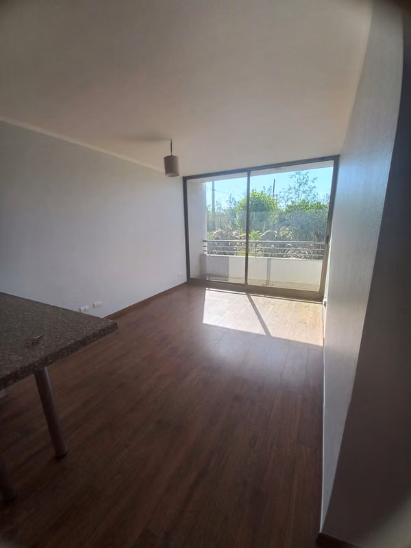 Arriendo Dpto 2 Dormitorios Cod. 102e
