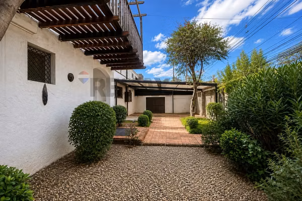 Casa familiar en tranquilo sector de san damián