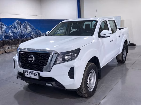 NAVARA SE 4X2 SZCV84-SANTIAGO