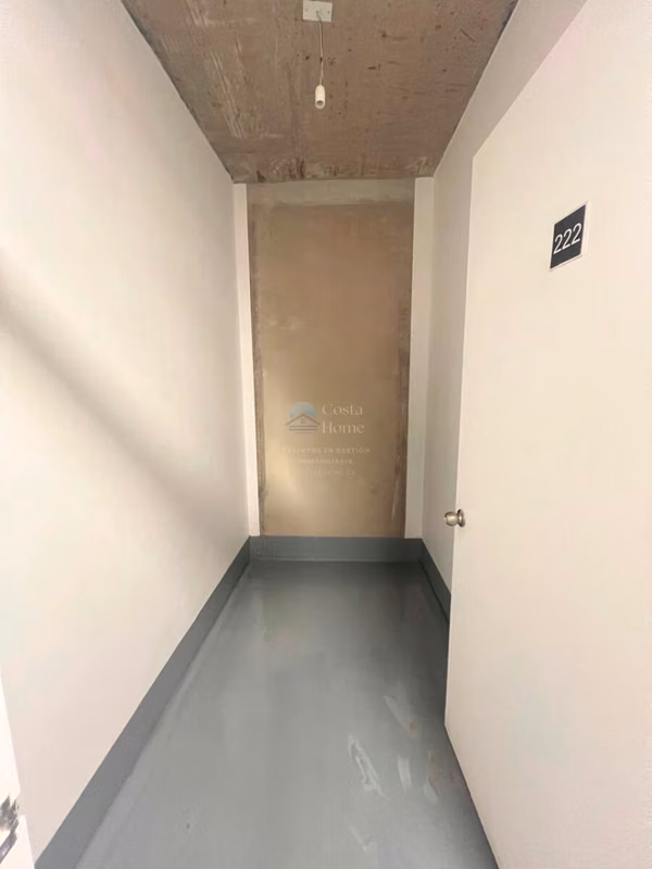 Arriendo Bodegas 1.5 x 2 metros (3M Altura)