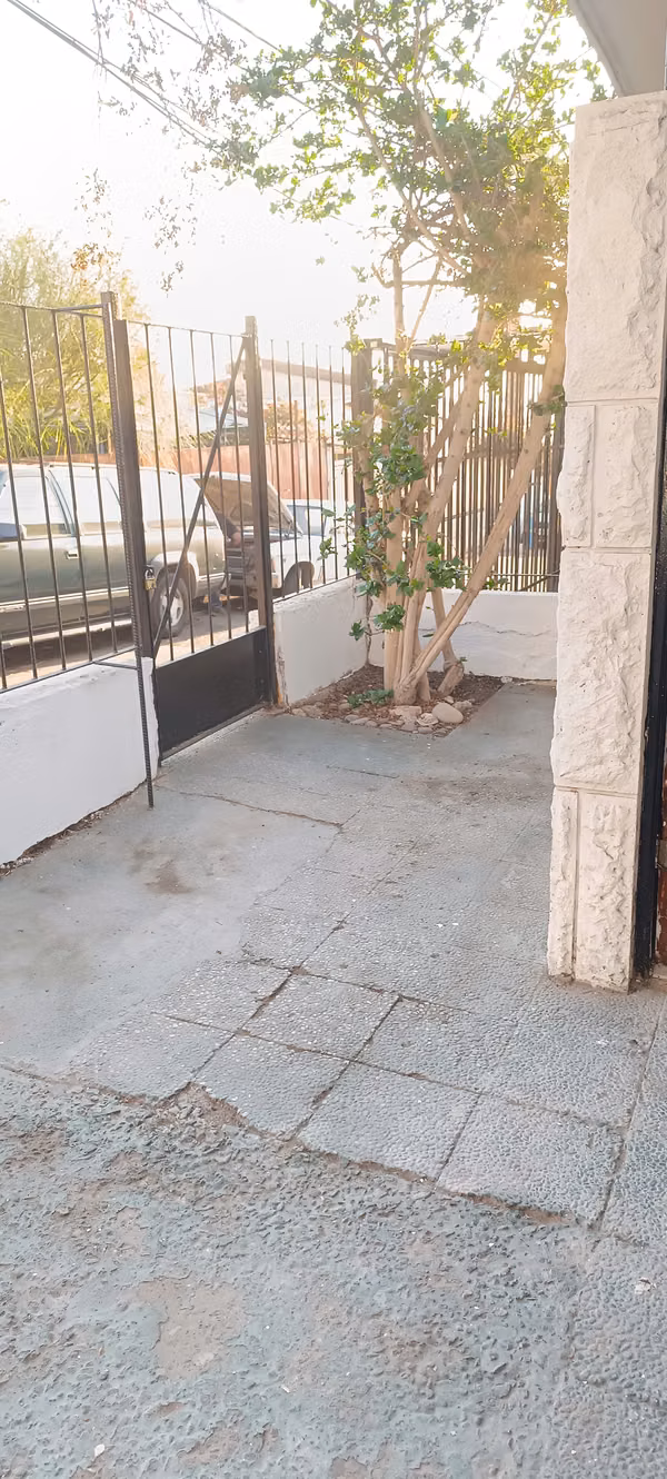 Casa de un Piso en Coviefi - 4 Dorm.+ 3 Baños + Quincho y Gran Frente