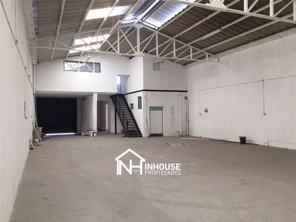 Bodega en arriendo en Santiago