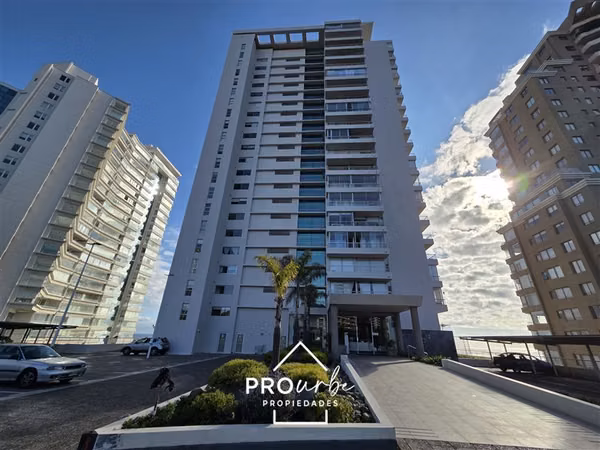 Venta dpto. estilo mariposa 2 dorm, Estacionamiento y bodega