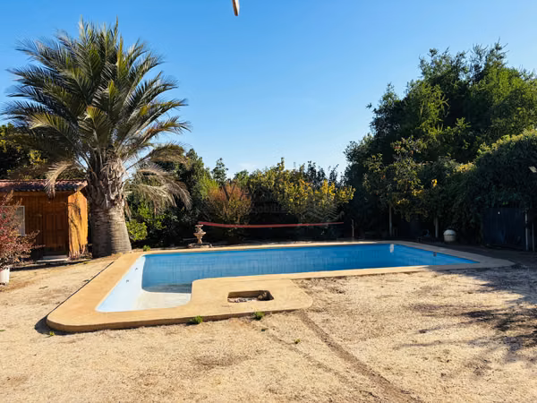 VASS Vende casa quinta 4D3B con mas de 50 paltos producción