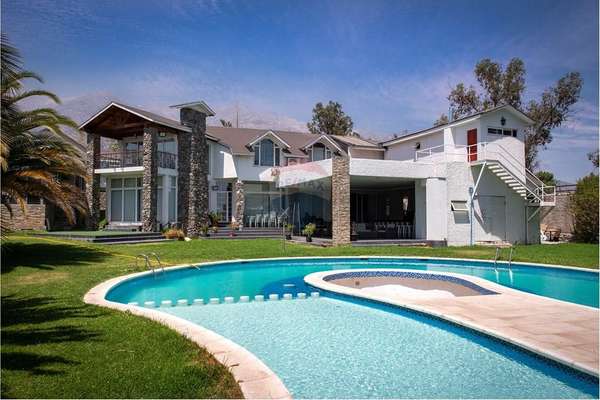 Casa de lujo las pircas peñalolén