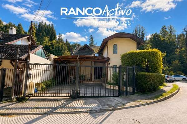 Venta de Casa en Lonco 4 dorm. Jardín y Piscina, Concepcion