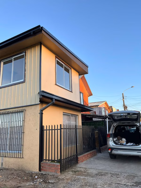 Casa de dos pisos en Arauco