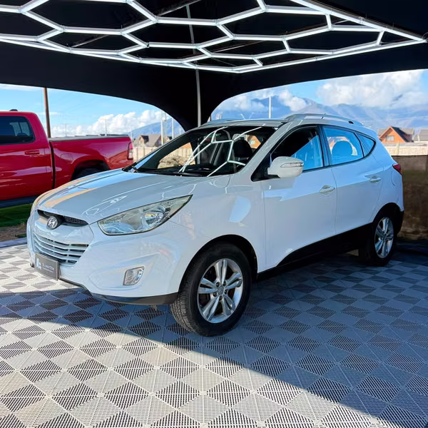 Hyundai Tucson GL 2.0 (2012)