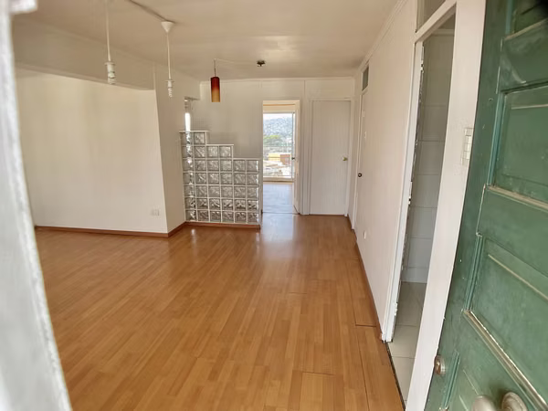 Departamento tres dormitorios en Miraflores Alto Meseta