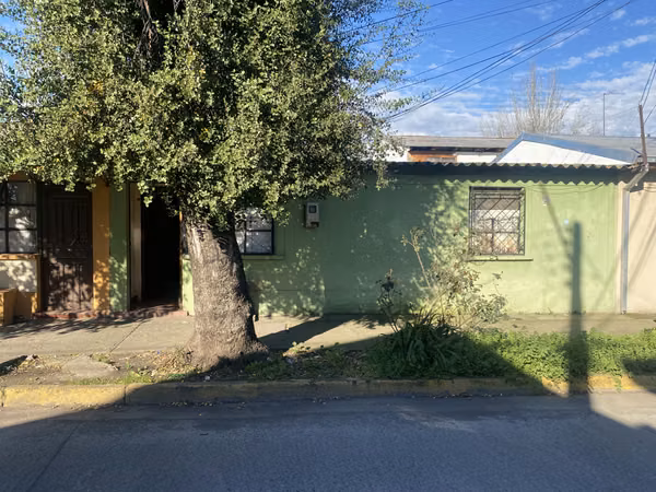 CASA MUY BIEN UBICADA POBLACION CURICO