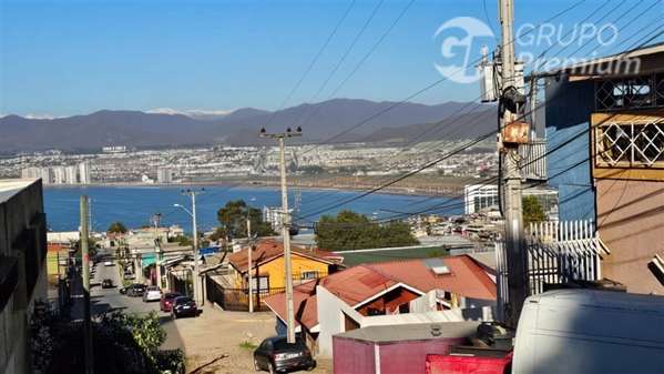¡¡¡Oportunidad Casa 3D 2B con Vista a Bahía Coquimbo!!!