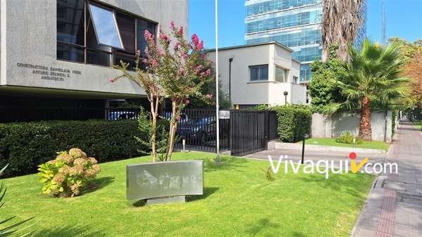 Oficina en arriendo en Providencia