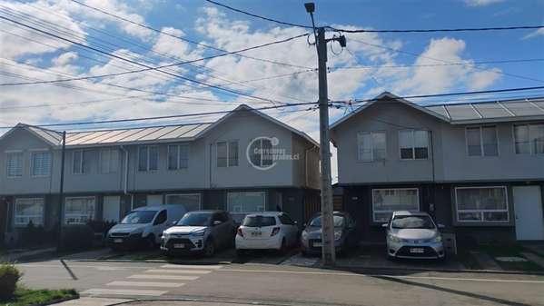 Casa en venta de 3 dorm. en Padre Hurtado