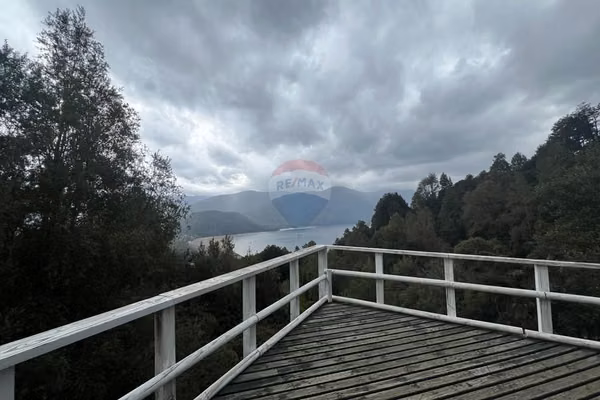 Venta casa 3d 3b en parcela vista al lago