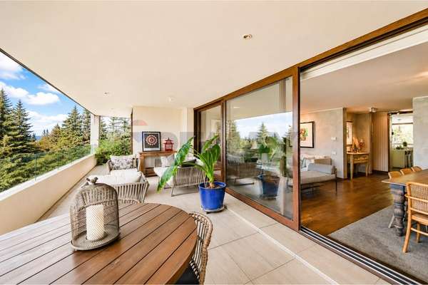 Venta departamento vitacura con jardin
