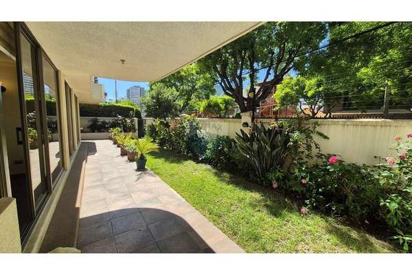 Gran oportunidad: depto 4d/3b/ gran jardín privado