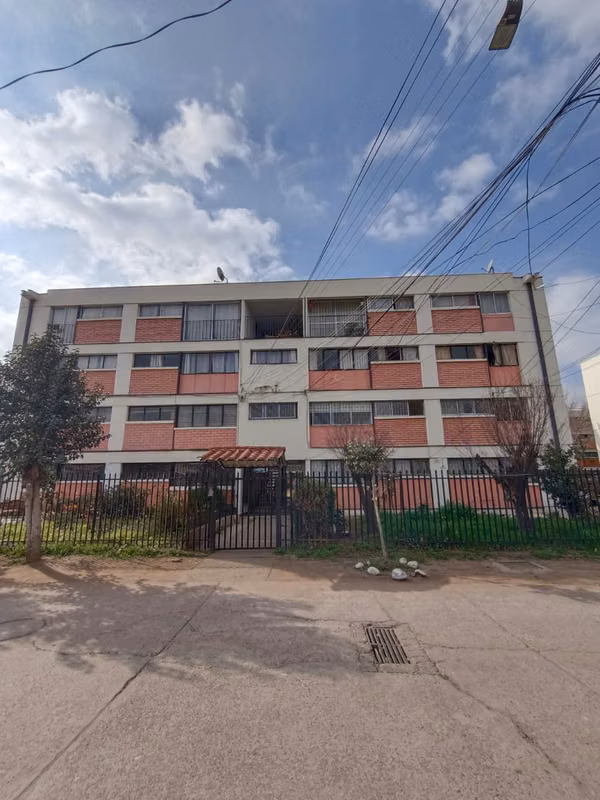 DEPARTAMENTO SEGUNDO PISO, VILLA FREI PROXIMO METRO GRECIA