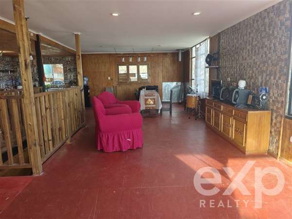 Casa en venta de 6 dorm. en Olmué