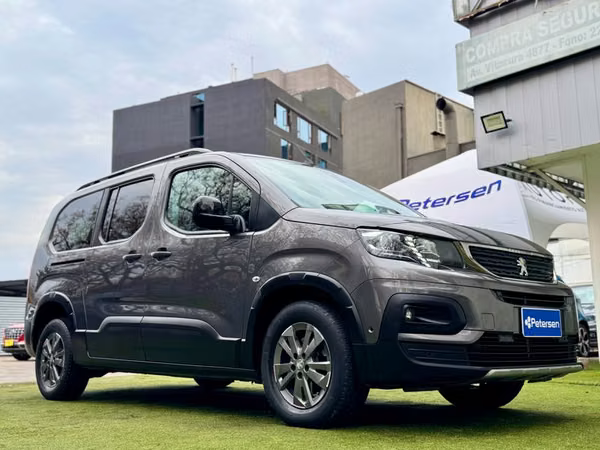 PEUGEOT RIFTER RIFTER ALLURE BLUEHDI 130 EAT8 - 2022 | 2982