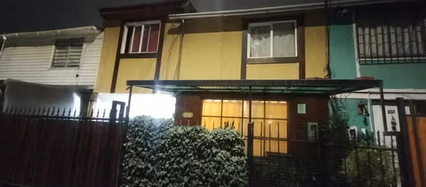 ¡Tu próximo hogar en Puente Alto! Impecable casa de 3 dormitorios en Villa Las Caletas