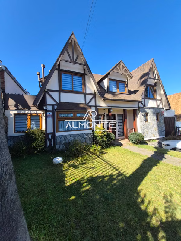 EXCLUSIVA CASA EN LOMAS DE SAN ANDRÉS