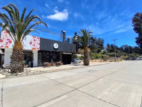 ARRIENDO LOCAL COMERCIAL ALGARROBO
