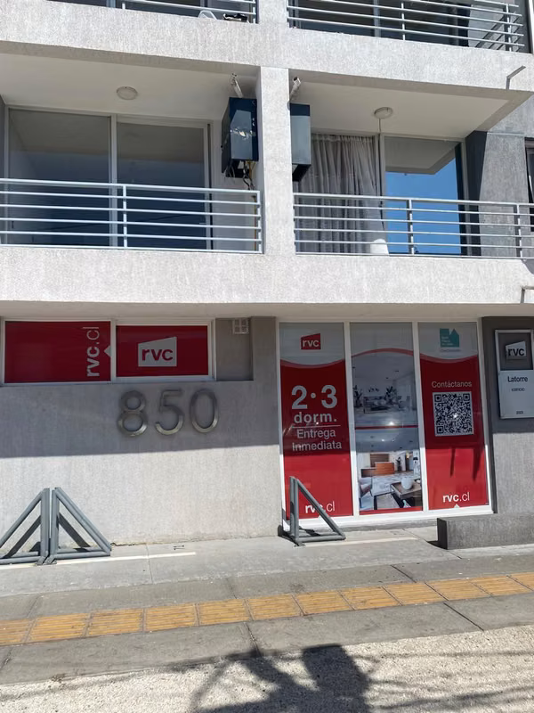 Arriendo céntrico edificio nuevo