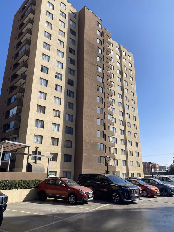 Excelente oportunidad, venta departamento dos dormitorios, dos baños, Condominio Lomas del Norte II
