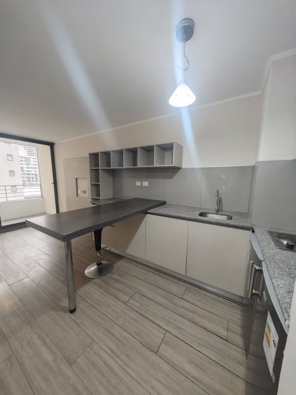 DPTO ARRIENDO SAN MARTIN 733 1 DOR 1 BAÑO BALCON