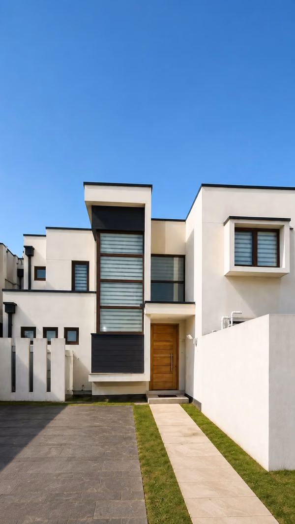 SE ARRIENDA HERMOSA CASA EN CONDOMINIO CATALUÑA
