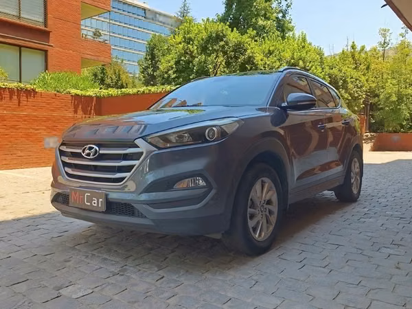 HYUNDAI TUCSON GL 2.0 AT - 2017 | 2639