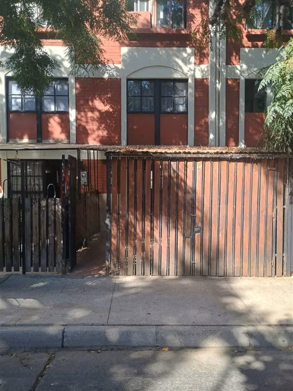 Departamento en venta 2 dorm. en barrio Yungay en Santiago