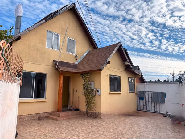 Casa en arriendo de 3 dormitorios Curauma