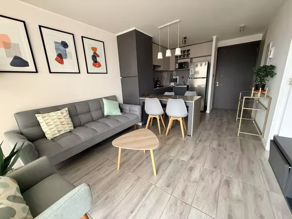 Arriendo Departamento Amoblado en Edificio Alerce