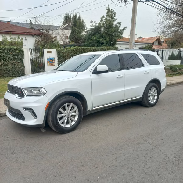 DODGE DURANGO SXT RWD AT AÑO 2023 FULL EQUIPO